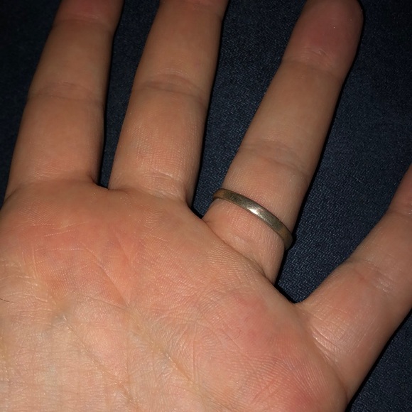 Ring - Picture 2 of 2